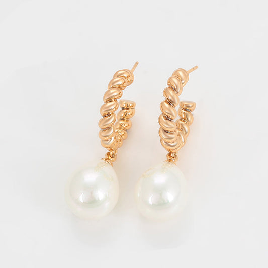 Dew Of Pearl Earrings