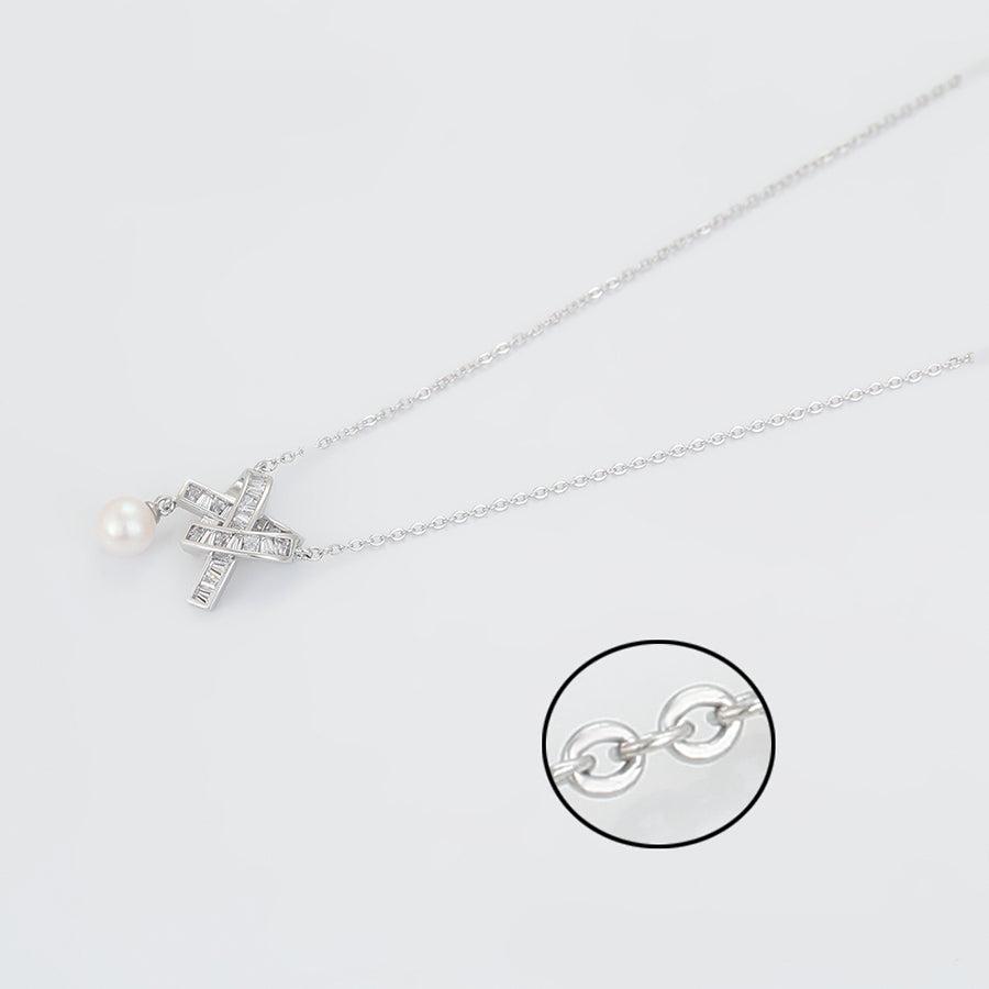 Twisted Luminous Pearl Necklace