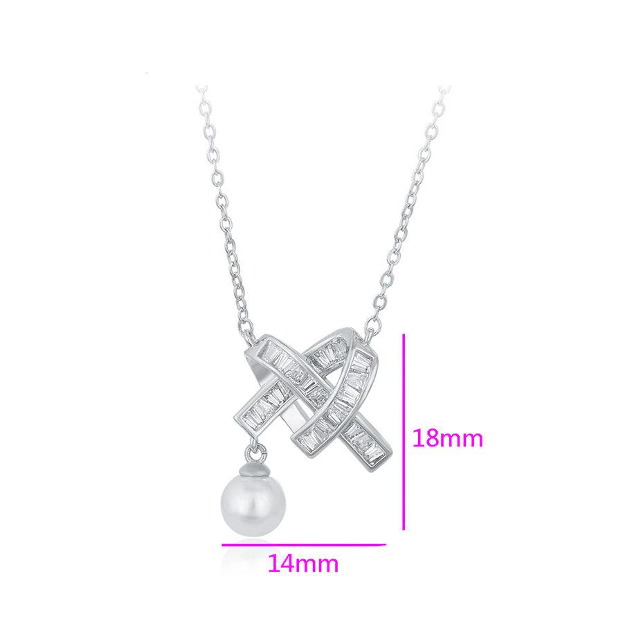 Twisted Luminous Pearl Necklace