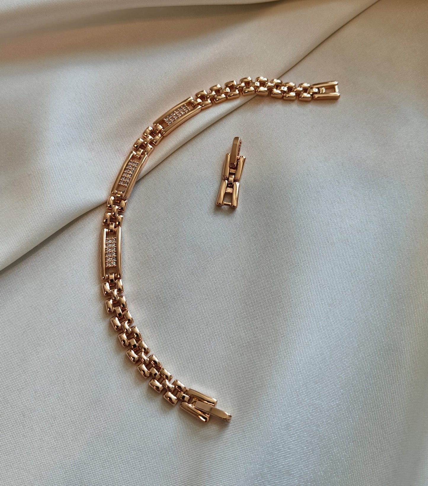 Empress Chain Bracelet
