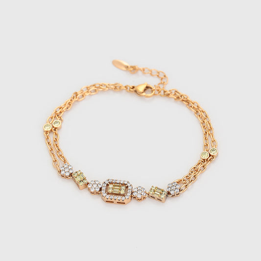 Lunaira link bracelet