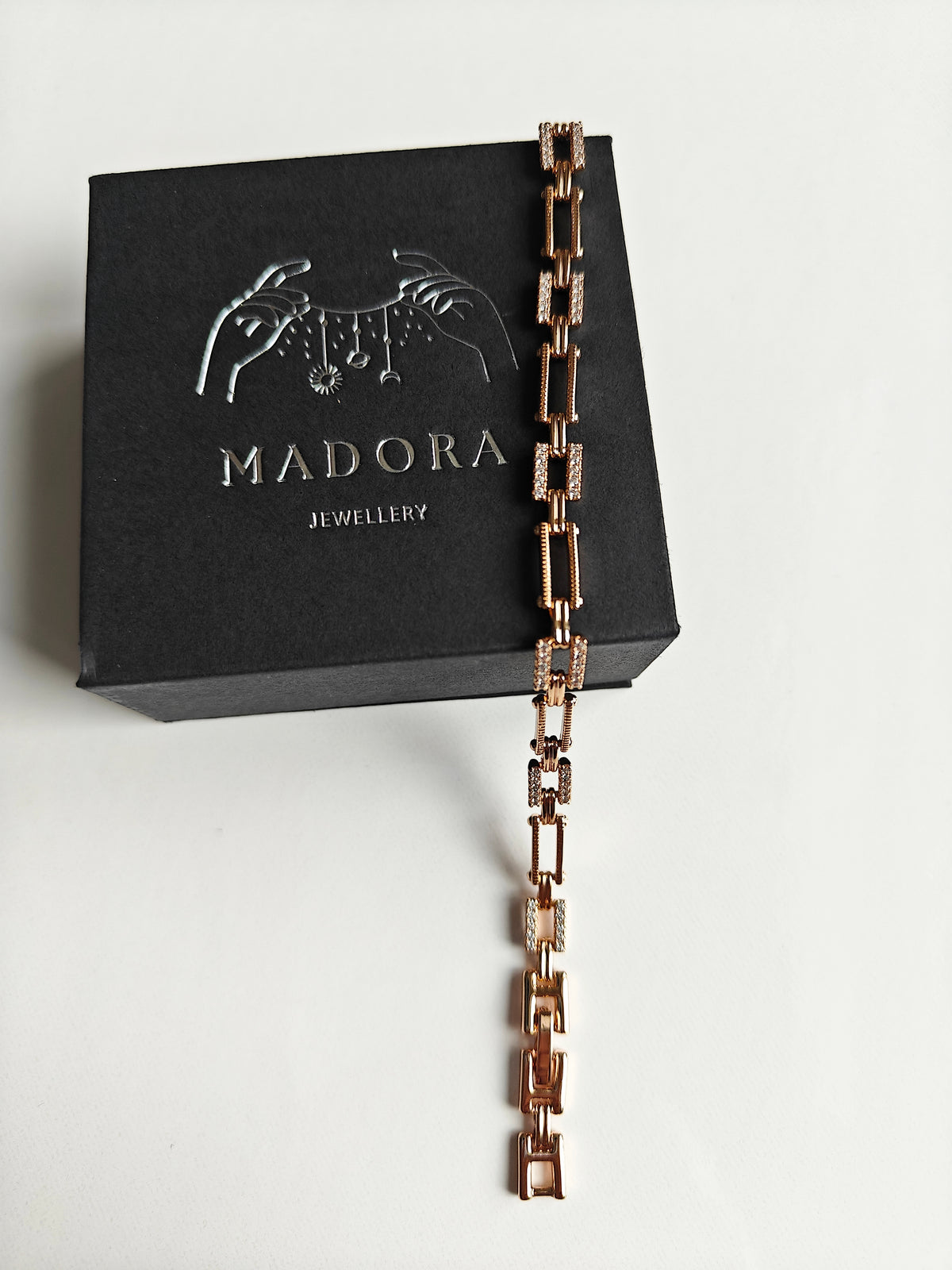 Eternal Spark Link Bracelet
