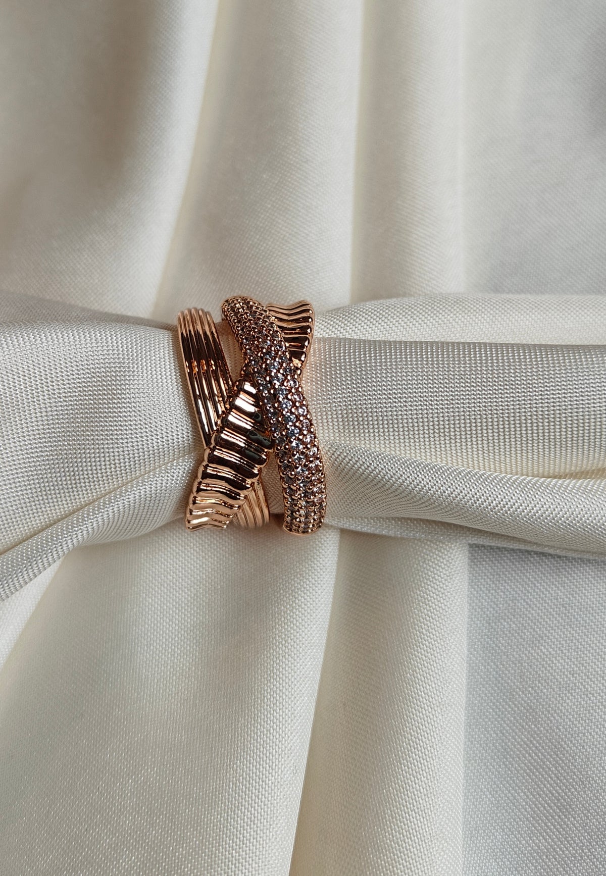 Golden Waves Zirconia Band