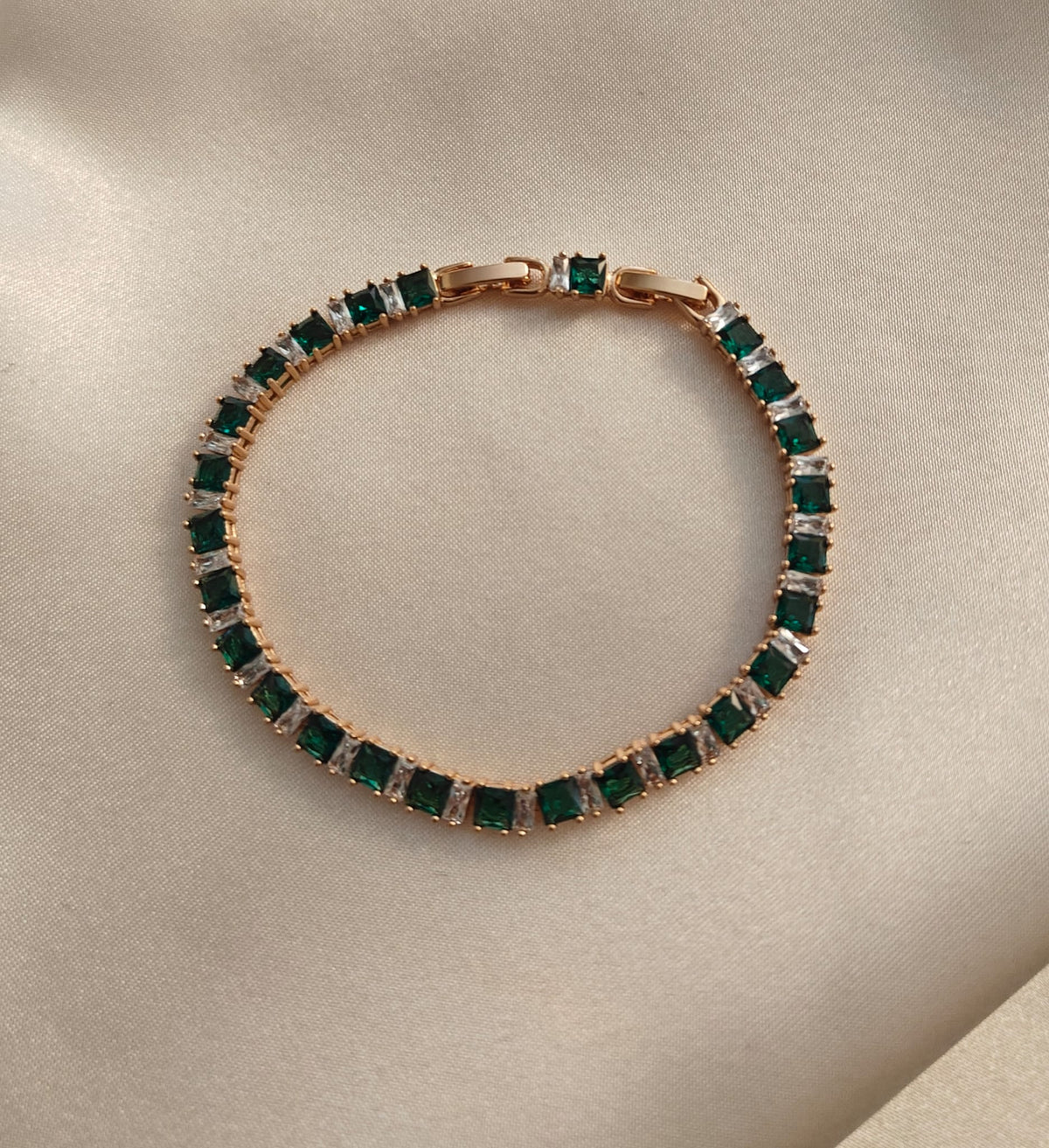 Emerald Glow Tennis Bracelet