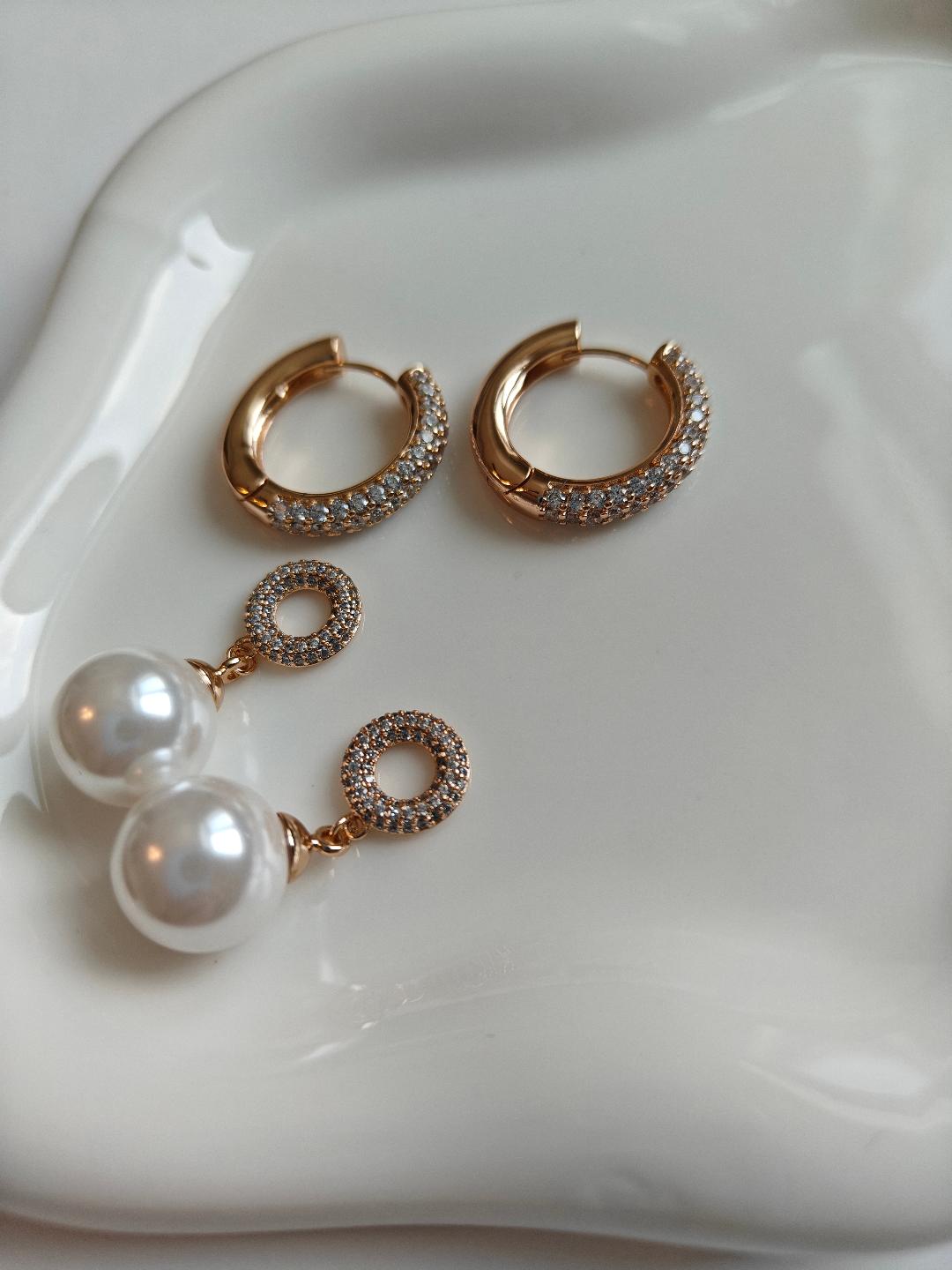 Golden Halo Pearl Hoops